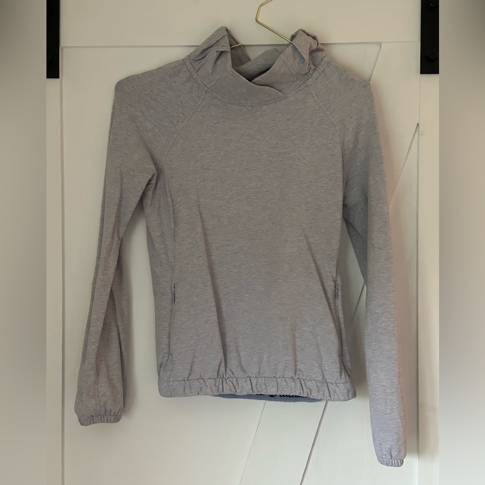 Lulu lemon mock neck sweatshirt